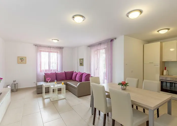 Mike بيت ضيافة مالينسكا